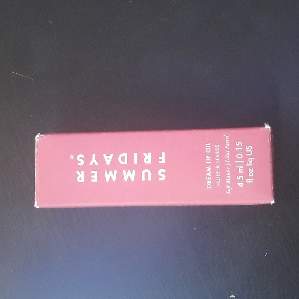 Summer Fridays lip oil in the shade soft mauve